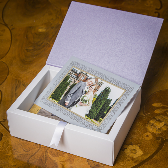 The Astbury Box. Graphistudio wedding image box. Italian image box. Cheshire wedding photography. Cheshire wedding photographer