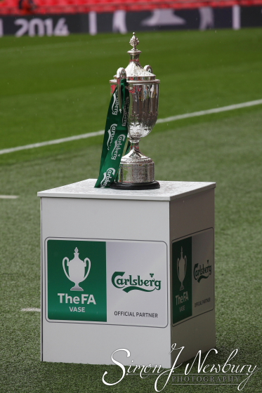 FA Vase 2014 Final. Sholing v West Auckland. Wembley Stadium. Cheshire press photography. Cheshire sports photographer