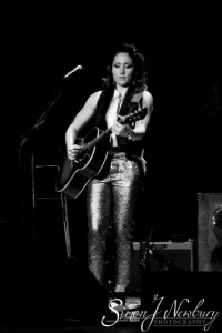Cheshire live music photography. Live music photographer Cheshire